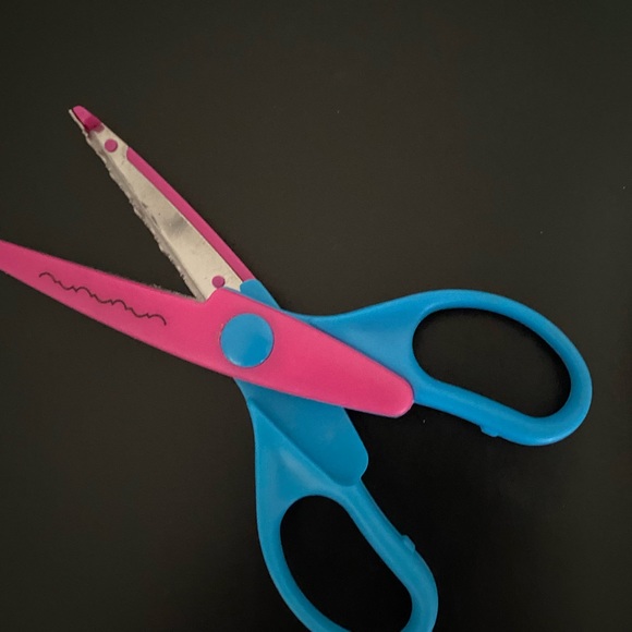 Design scissors - Picture 2 of 2